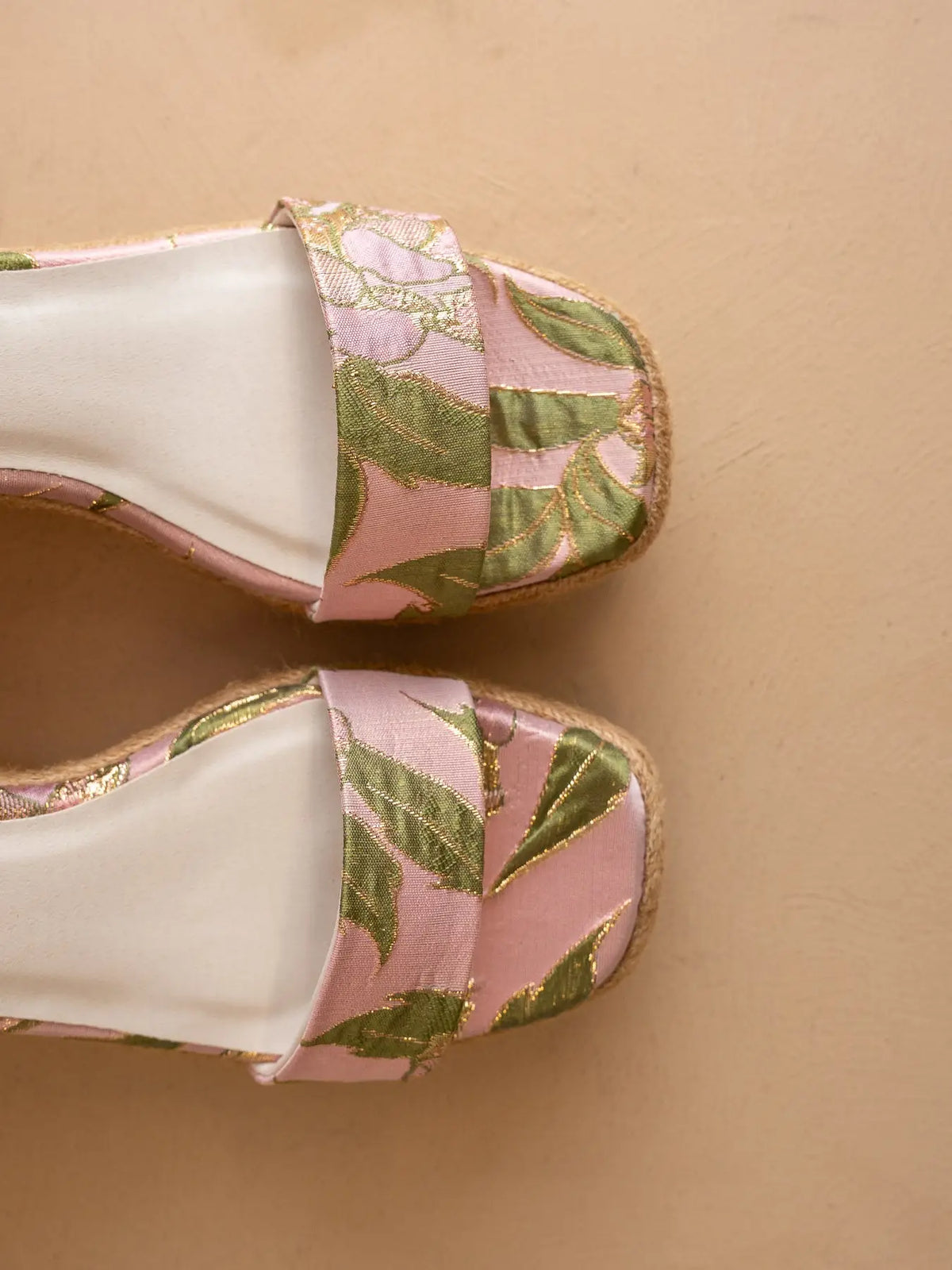 The Oceana | Rose Garden Gingham Wrap Wedge