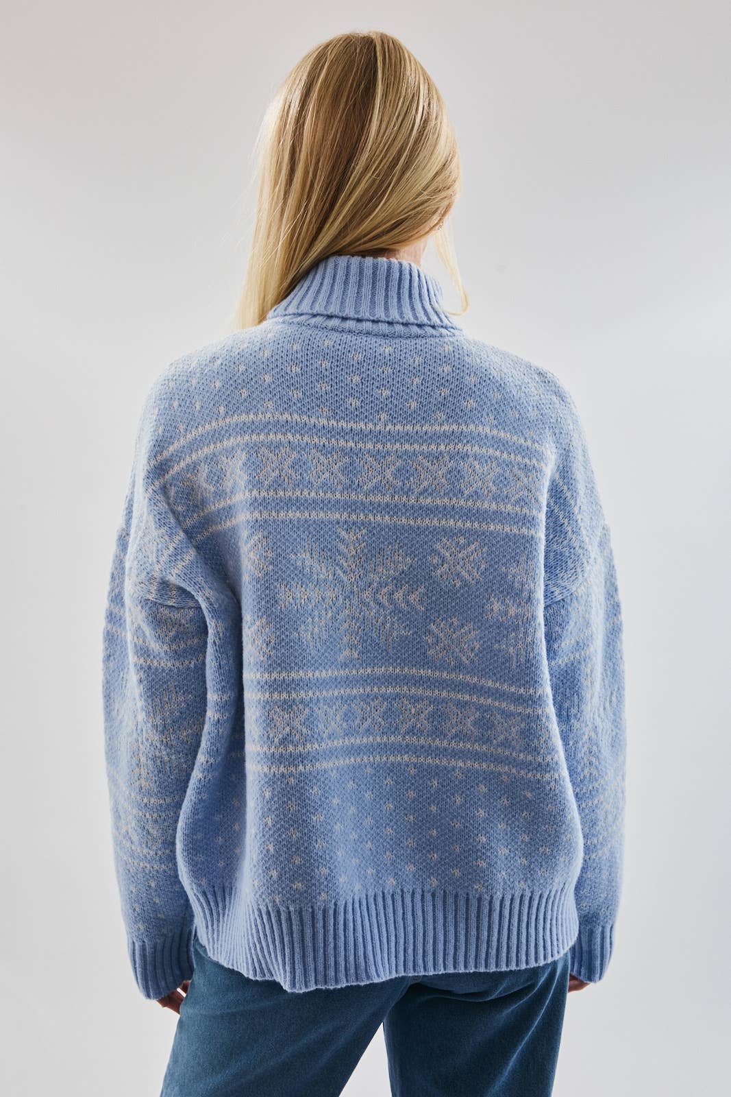 Le Lis - Snow Flake Sweater