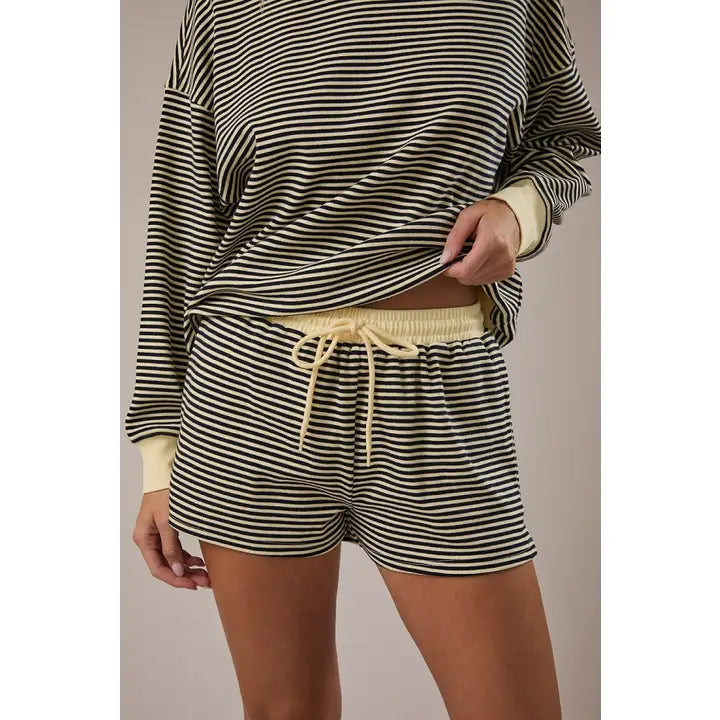 Mid Rise Stripe Shorts