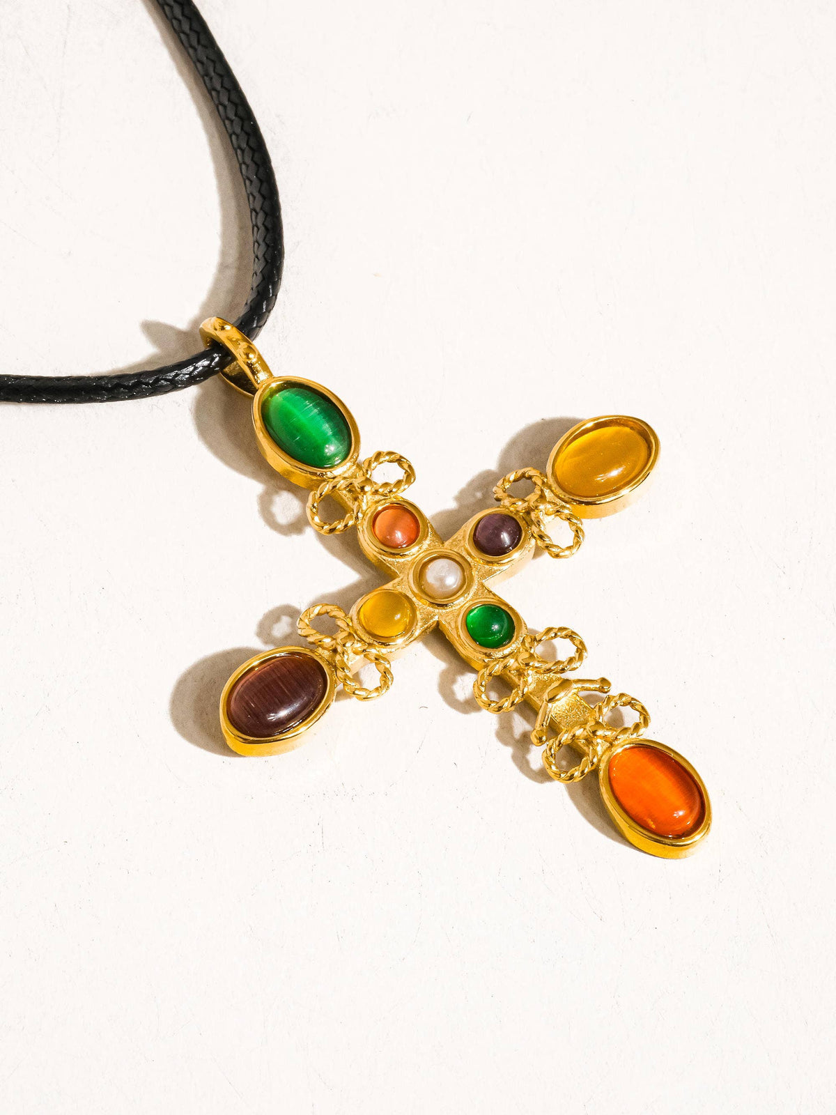 Chase 18K Gold Non-Tarnish Cross Necklace: Yellow Gold