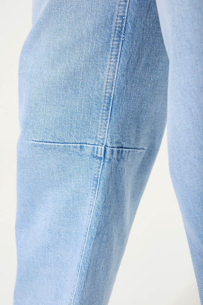 Garcia Chyla Barrel Fit Jeans - Medium Used