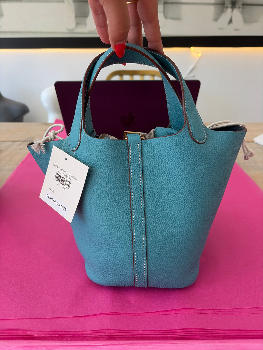 INZI SMALL BUCKET LEATHER BAG