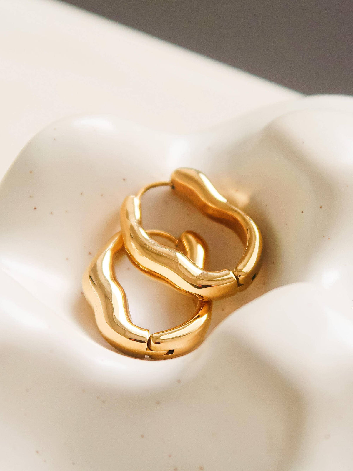 Darcy 18K Gold Non-Tarnish Oval Hoop
