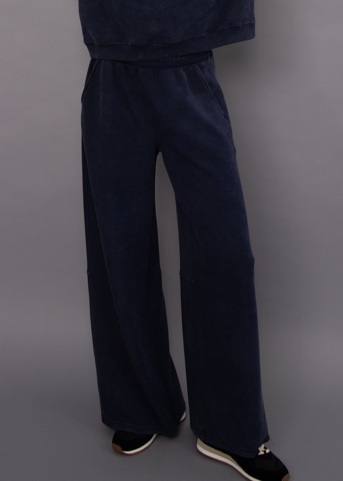 PHYLLIS SOFT KNIT WIDE LEG