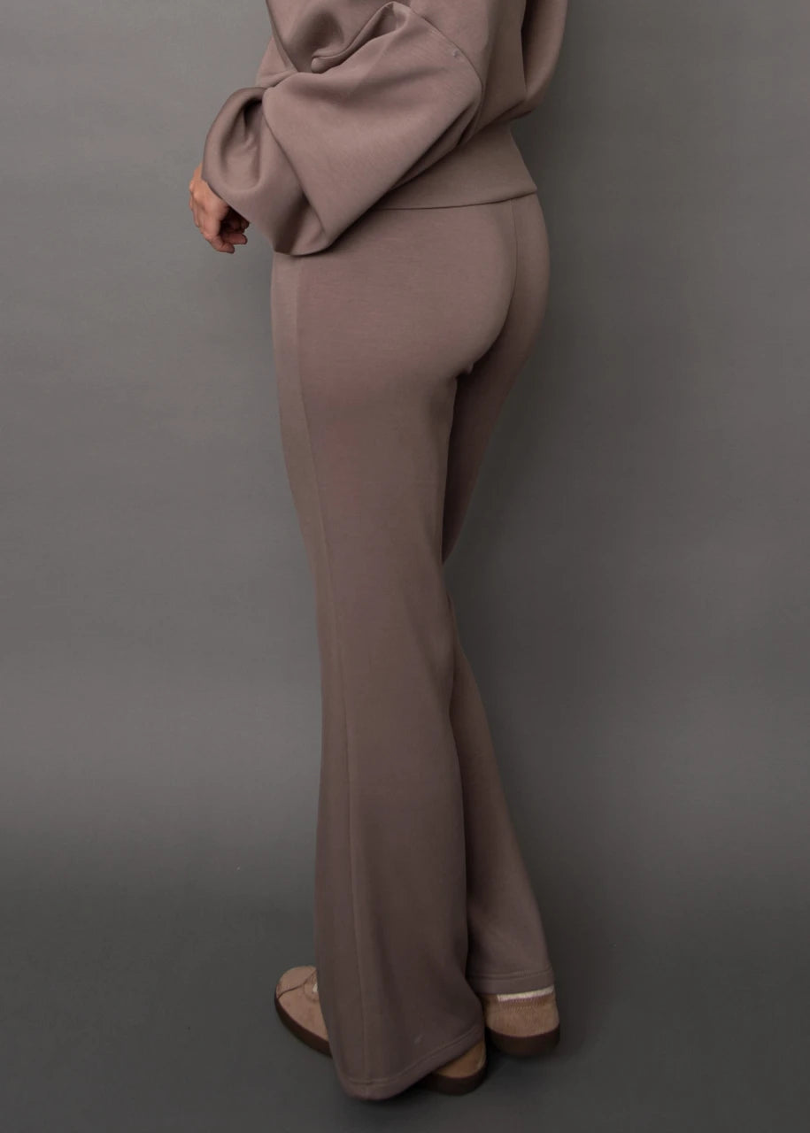 FLAMME SOFT KNIT FLARE PANTS