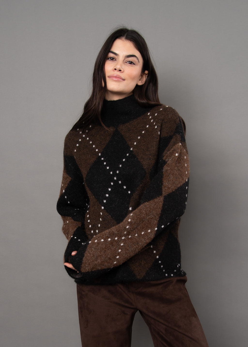 Amora Long Sleeve Pullover Brown/Black