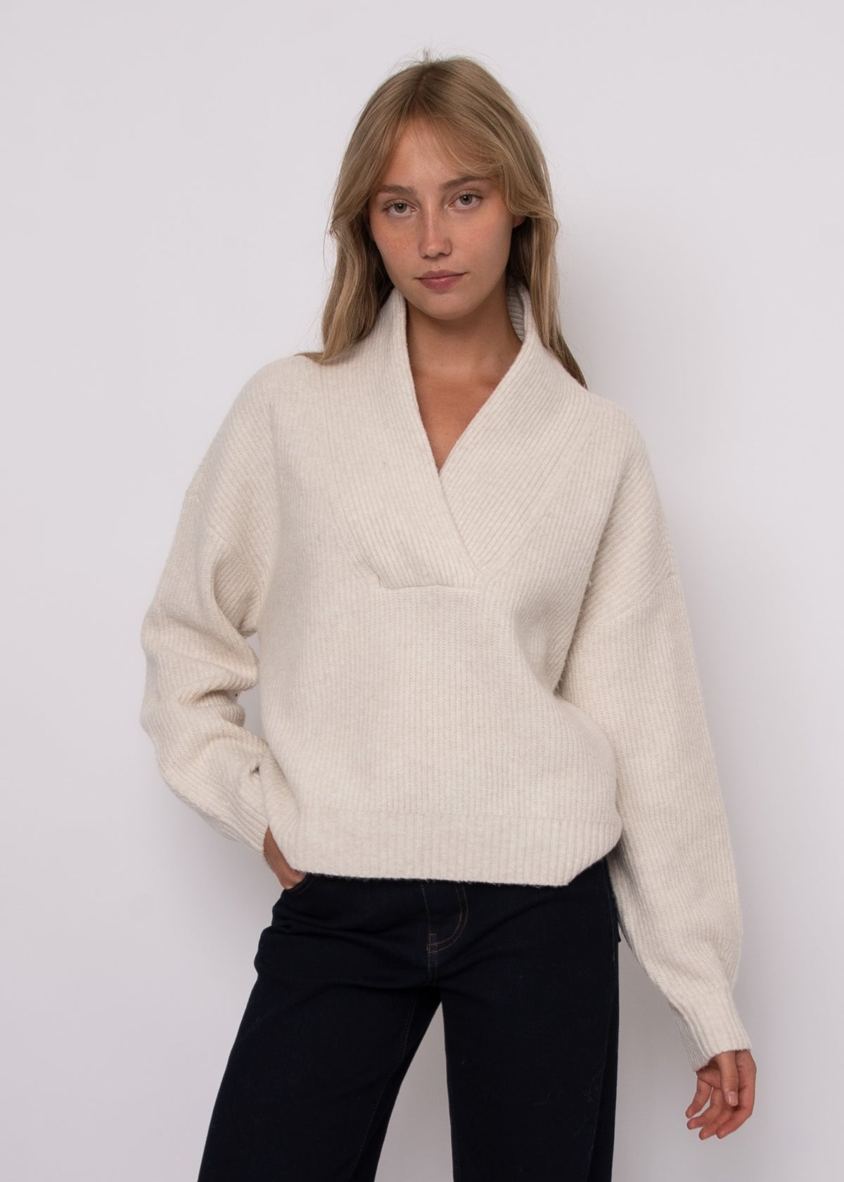 Quinlan Long Sleeve Shawl - Pearl