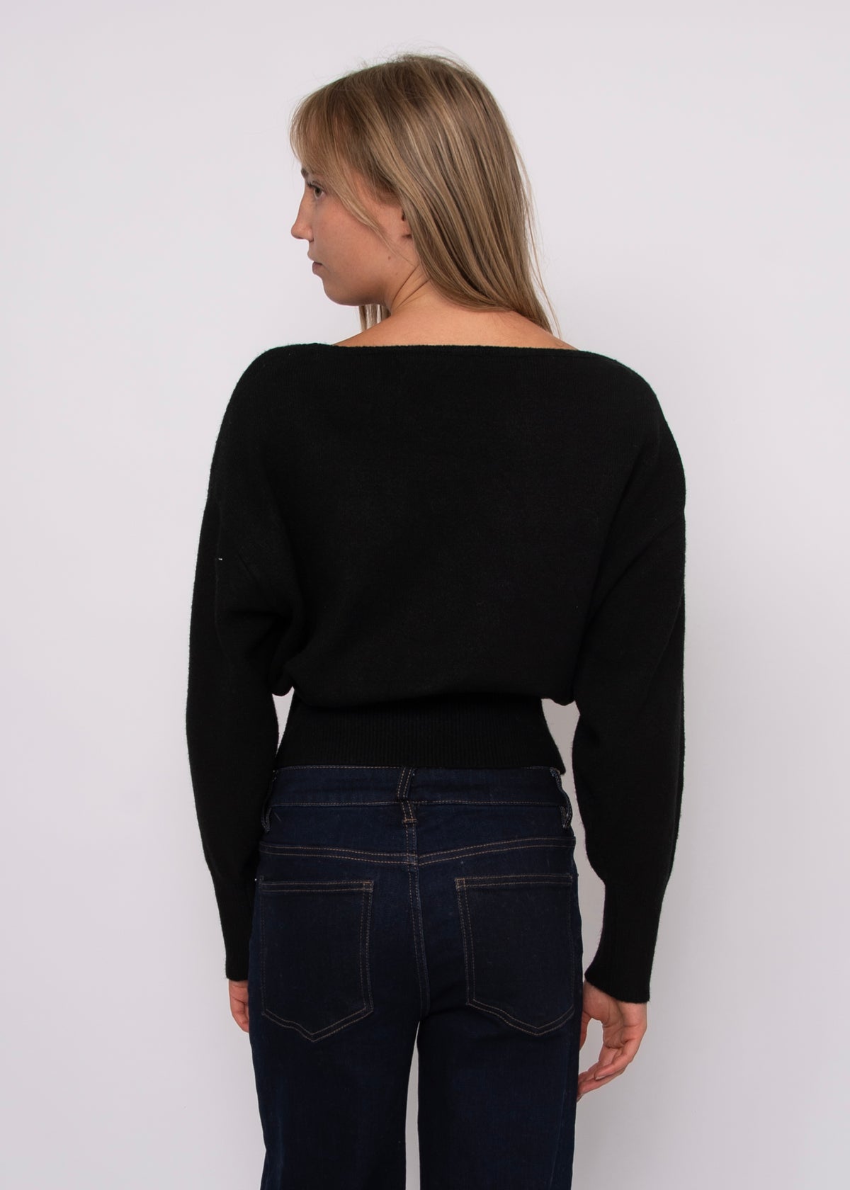 Nilamani Long Sleeve Off The Shoulder