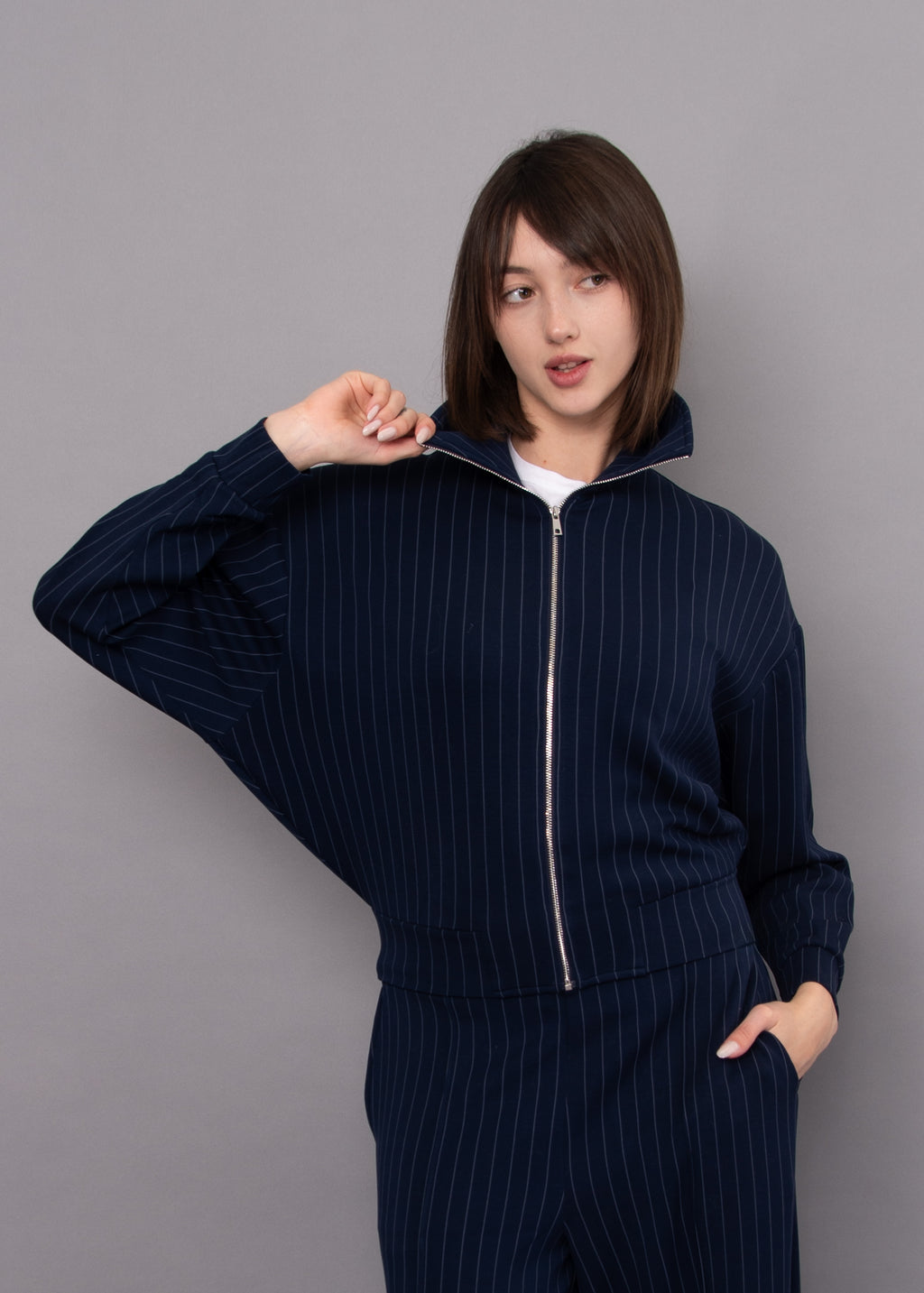 MAURITZ STRIPED SOFT KNIT ZIP UP
