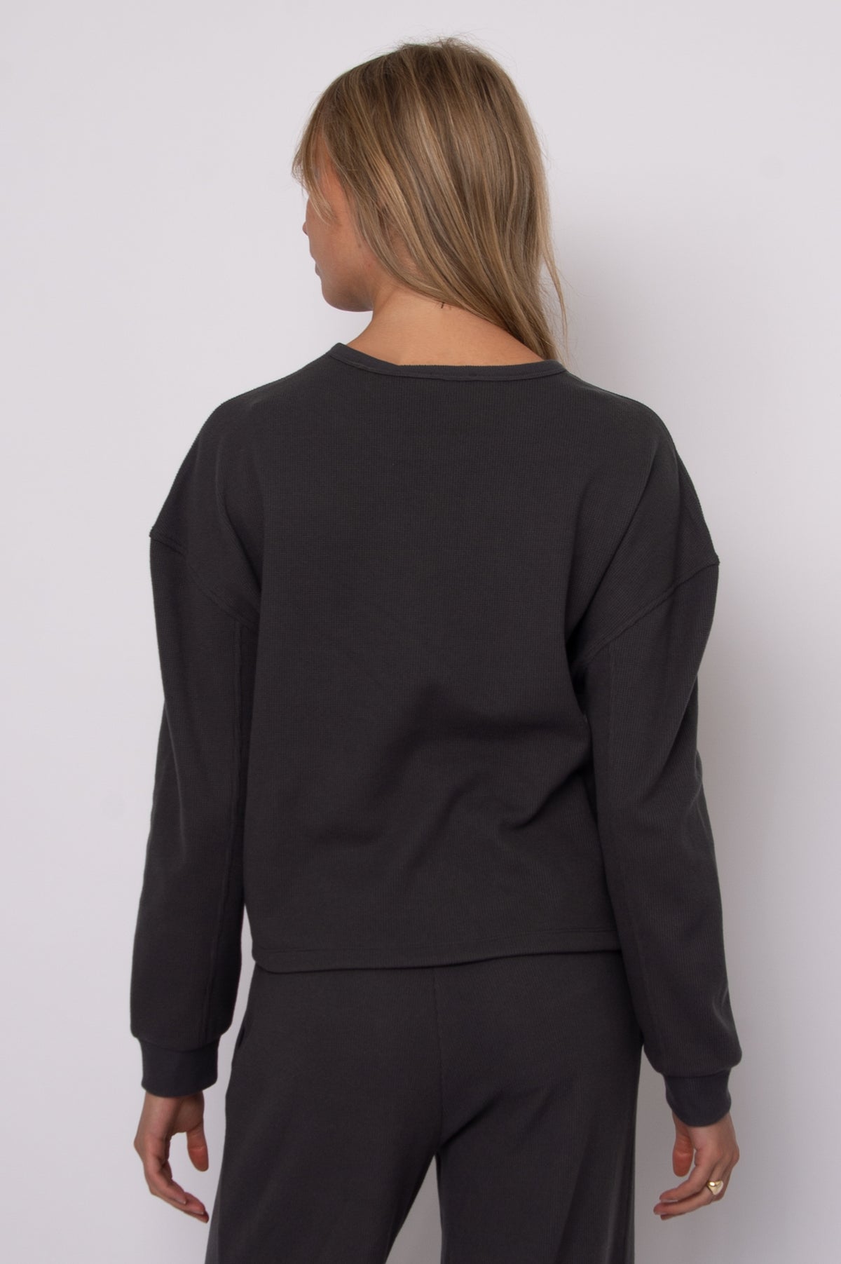 Henry Cozy Waffle Long Sleeve - Charcoal