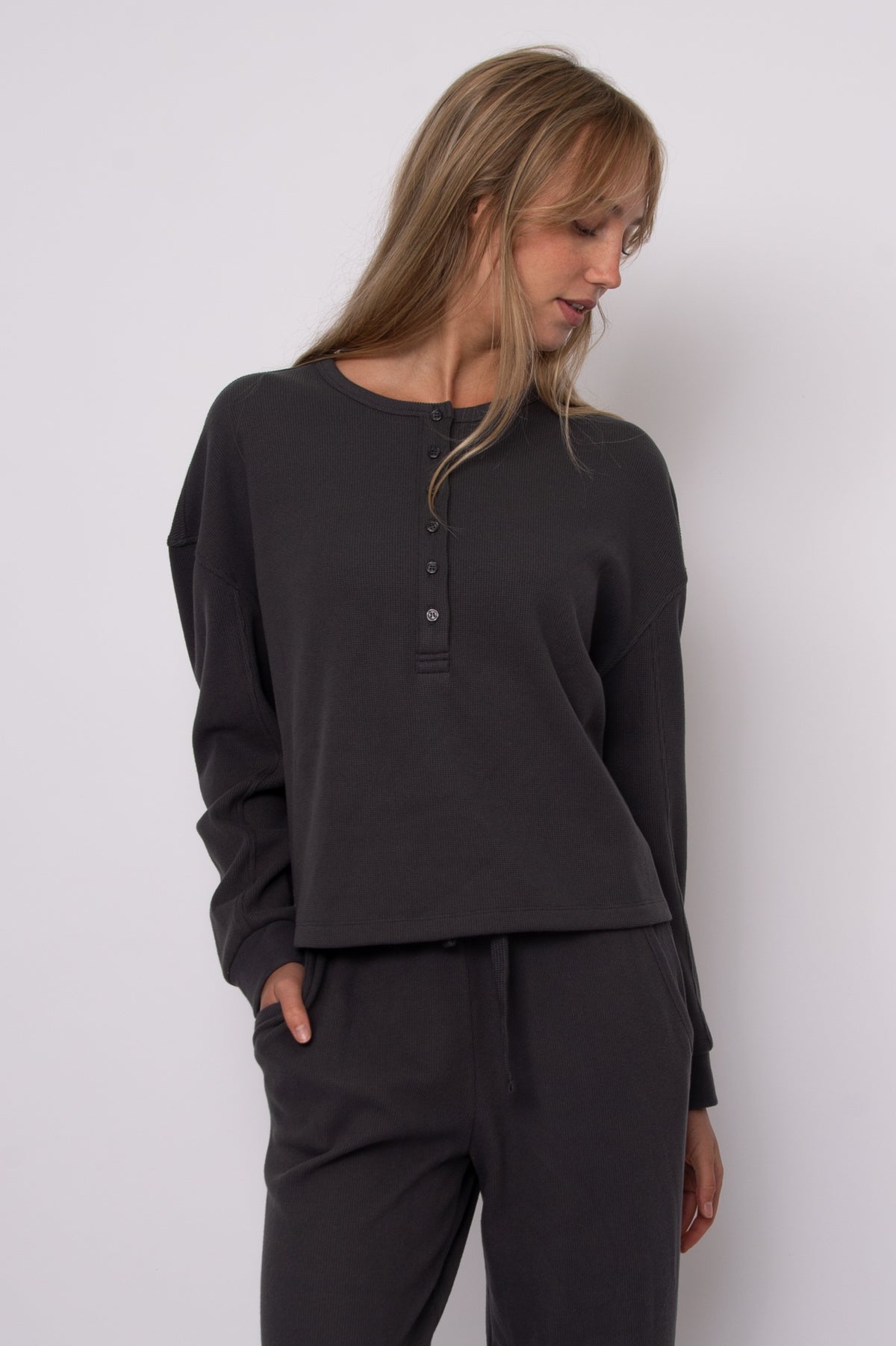 Henry Cozy Waffle Long Sleeve - Charcoal