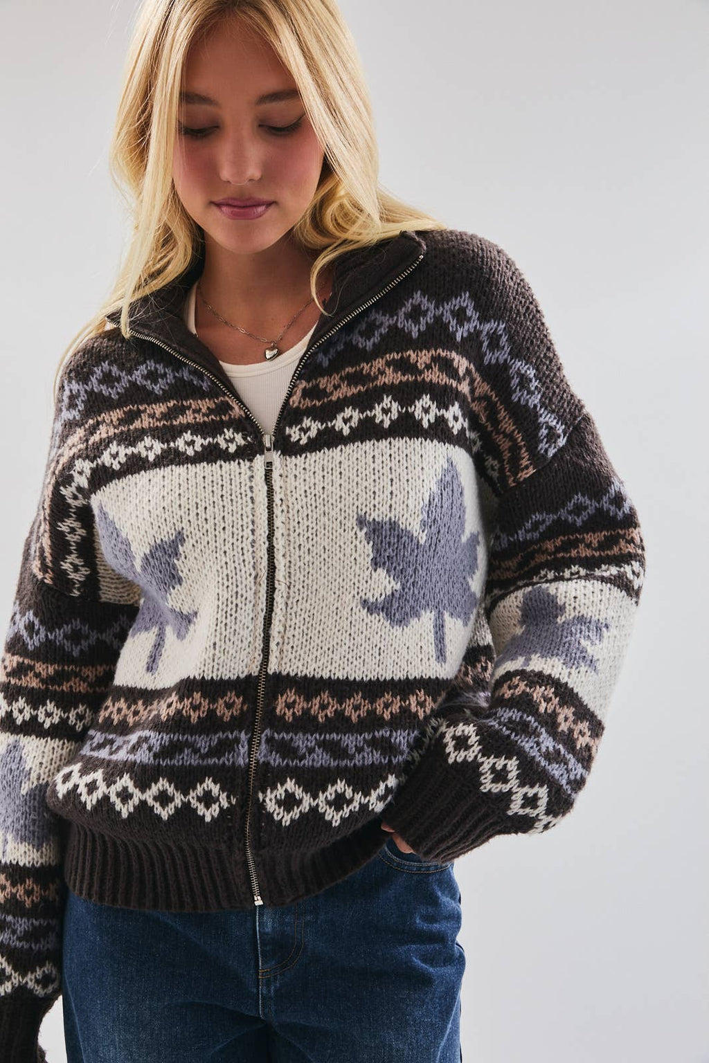 Le Lis - LEAVES WITH PATTERN SWEATER JACKET