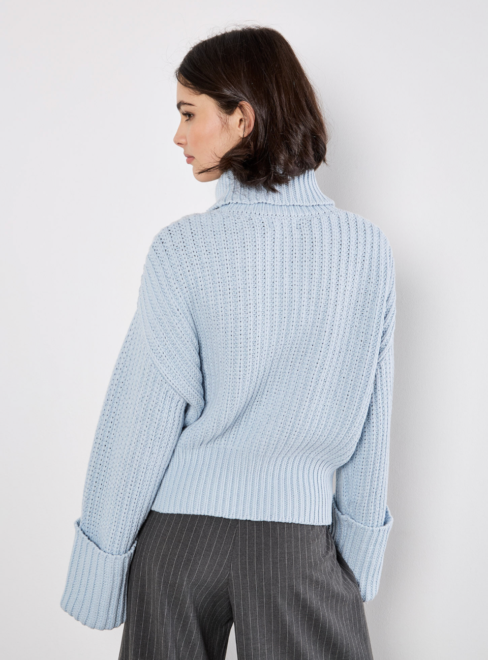 Apricot - Blue Chunky Knit Sweater