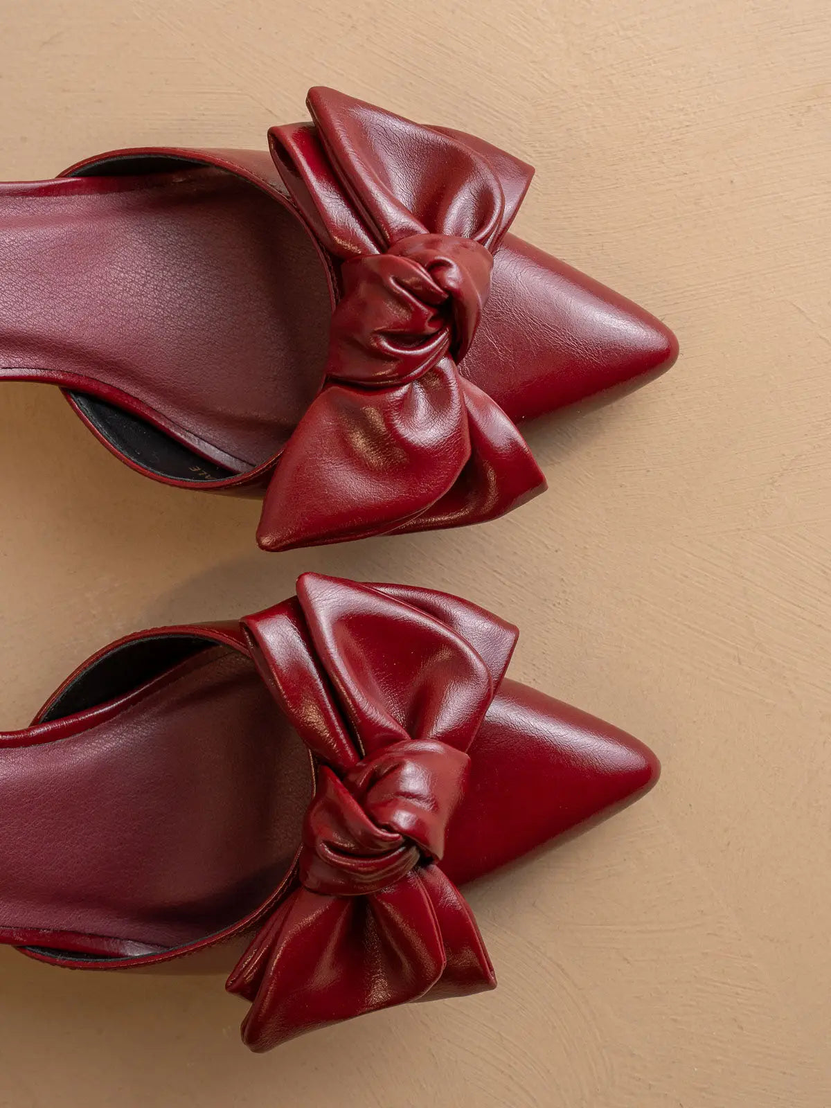 The Jane | Burgundy Wine Pointed Toe Bow Heel