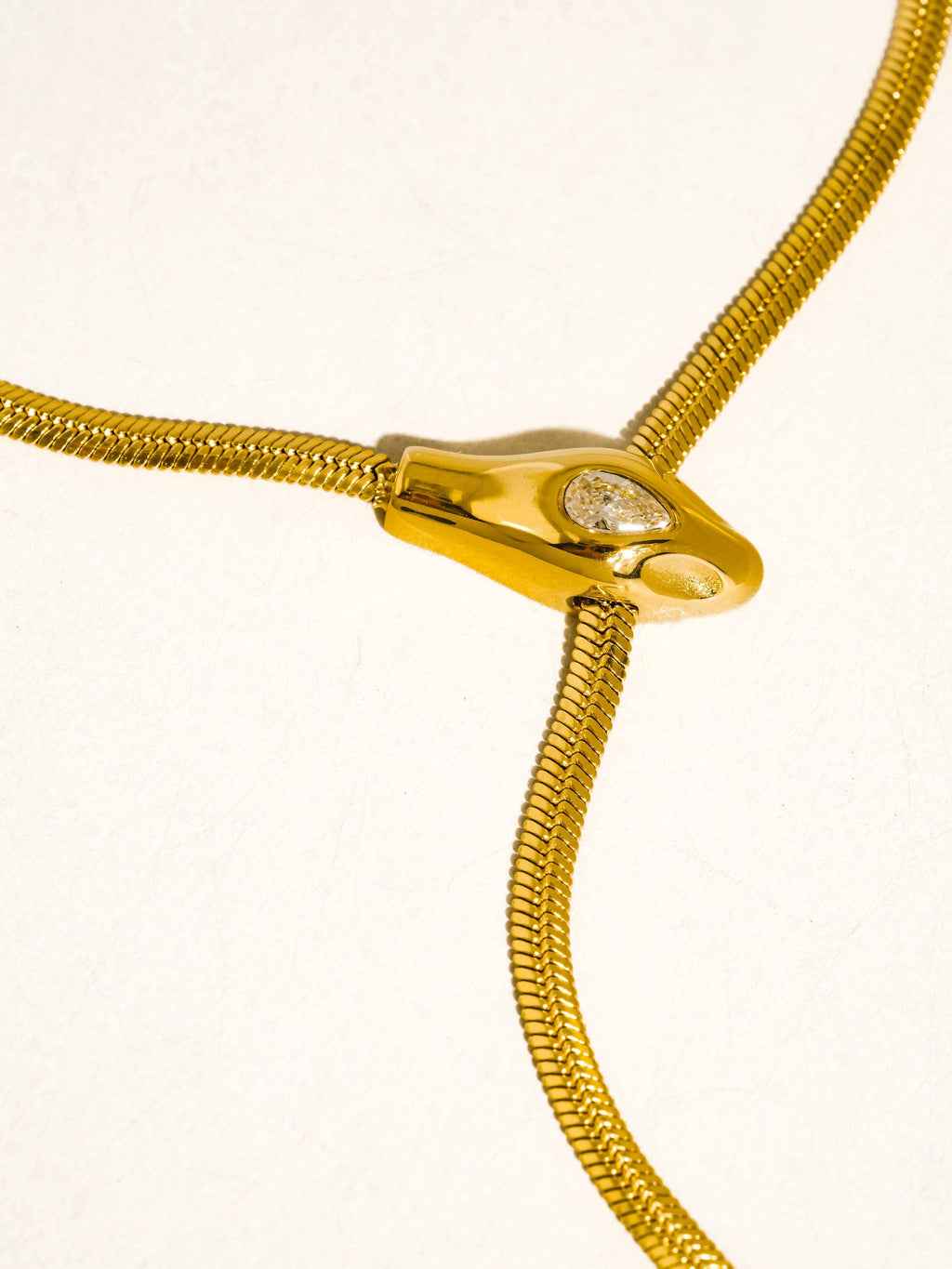 18K Gold Non-Tarnish Serpent Necklace: Yellow Gold