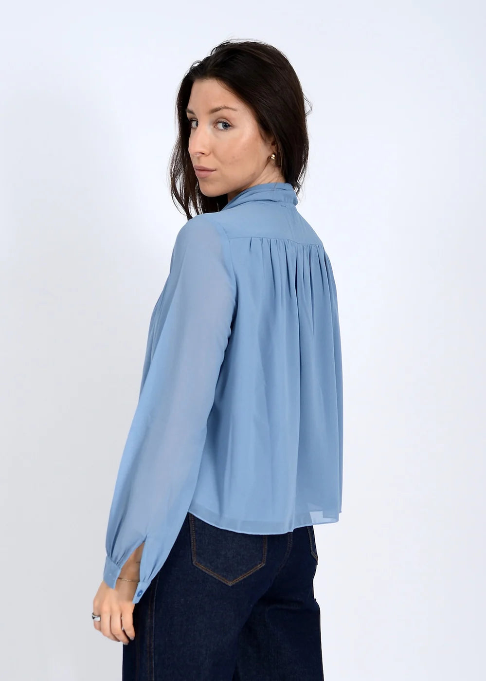 Rae V-NECK Long Sleeve Blouse